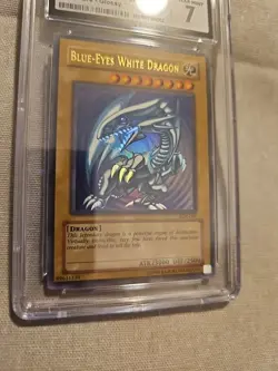 Vintage 2002 Blue-Eyes White Dragon Yu-Gi-Oh Ultra Rare Glossy CGC Grade 7 Near - Image 2
