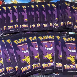 32 Pokemon Trick or Trade Booster Packs, each pack has 3 Cards English 2024 - Image 3
