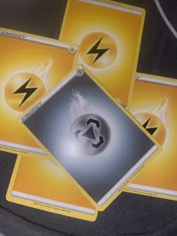 energy cards pokemon nm mint - Image 1