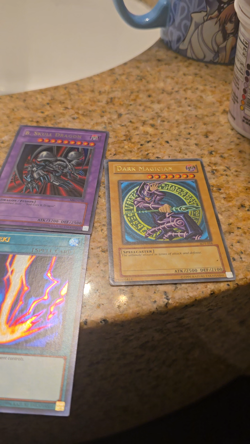 Yugioh Card Lot SDK Blue Eyes White Dragon SDY Dark Magician and morte. - Image 2