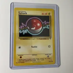 Voltorb 97/110 Legendary Collection Common Pokemon Card LP-NM - Image 1