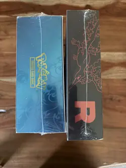 Pokemon Ultra Premium Collection Lot Sealed Moltres ex + Charizard UPC - Image 3