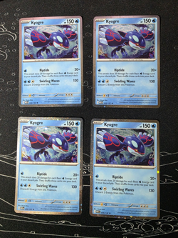 4x Kyogre 034/132 x4 COSMOS Holo - Mega Evolutions - Pokemon Playset - Image 2
