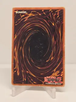Dark Magician SDY-006 Starter Deck: Yugi Unlimited HOLO - Image 2