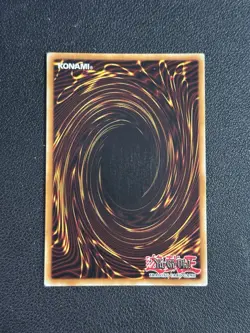 Yu-Gi-Oh! SECRET RARE HOLO CARD BLUE-EYES WHITE DRAGON CT14-EN002 NM - Image 2