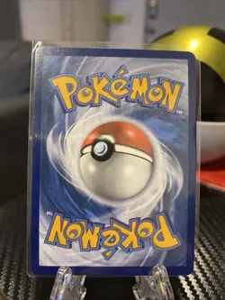 Pikachu V 043/185 Ultra Rare Vivid Voltage Pokemon TCG Near Mint - Image 2