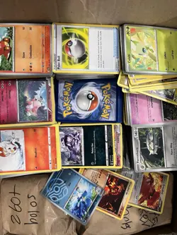 1000+ Pokemon Cards Lot GX/EX Jumbos, Playmat, Rares/Holos, XY/SM Bulk Pokemon - Image 4