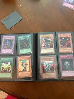 yugioh yu gi oh collection binder 1k cards binder mostly all holos vintage! - Image 2