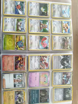 Pokemon TCG 209Card Lot holo, reverse holo, binder included - Image 5