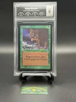 Magic The Gathering Giant Growth BETA Graded 9 (9,9.5,9,9.5) - Image 1