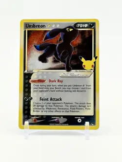 Pokemon TCG Umbreon Gold Star 17/17 Celebrations Holo Card Classic Collection - Image 1