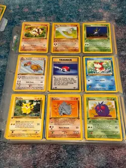 HUGE Lot of 200 1st Edition Pokemon Jungle Cards 1999 WotC Pikachu & More - Image 3