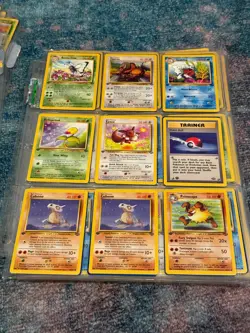 HUGE Lot of 200 1st Edition Pokemon Jungle Cards 1999 WotC Pikachu & More - Image 5