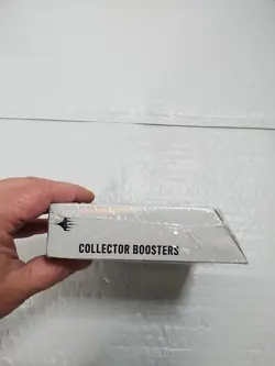 Magic the Gathering Foundations Collector Booster Box SEALED AND FREE SHIPPING! - Image 4