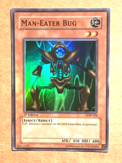 yugioh Man-Eater Bug LOB-108 1st Edition Super Rare near mint ASAIN English - Image 1