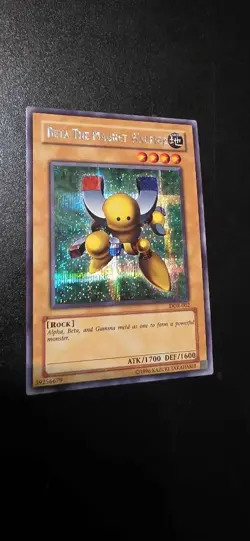 2005 Yu-Gi-Oh! Dark Revelation Volume 1 Beta The Magnet Warrior Super Rare NM - Image 1