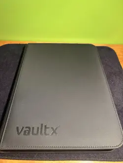 Vault X Zip Binder, 360 Cards, Exo-Tec Album Material, 20 Side-Loading Pages - Image 1