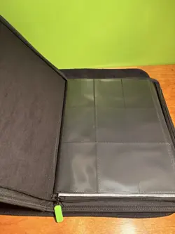 Vault X Zip Binder, 360 Cards, Exo-Tec Album Material, 20 Side-Loading Pages - Image 3