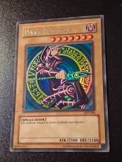 Yu-Gi-Oh Dark Magician SDY Unlimited Creased - Image 1