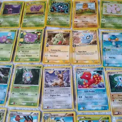 Large Pokemon Card 400+ Lot, Vintage to Current! Deltas, Holos, no dupes! + box - Image 3