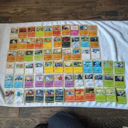 Large Pokemon Card 400+ Lot, Vintage to Current! Deltas, Holos, no dupes! + box - Image 5