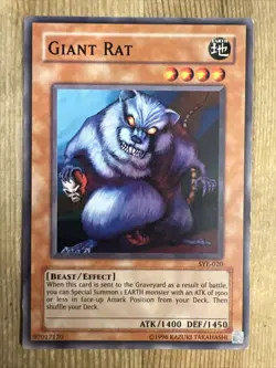 1x Giant Rat - SYE-020 - Common - Unlimited Edition MP YuGiOh! Starter Deck Car - Image 1