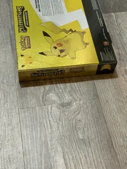 Pokemon TCG 25th Celebrations Special Collection Box Pikachu V-Union 820650809156 - Image 5