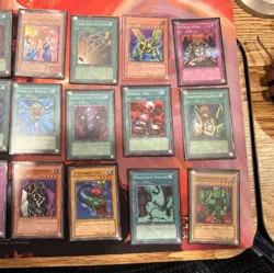 Yu-Gi-Oh! TCG Assorted Lot 1996 Vintage Era Cards lot - Image 2