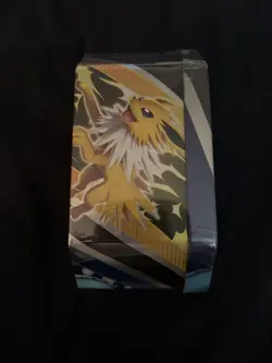 2021 Pokemon VAPOREON V Factory Sealed Tin - Image 2
