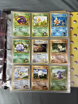 Vintage 1999 Pokemon Binder and 216 Cards Fossil Jungle Base Set Neo Japanese - Image 3