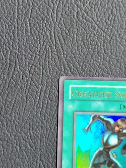2003 Yugioh Legacy of Darkness Creature Swap LOD-081 Ultra Rare 1st Edition - MP - Image 4