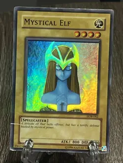 Mystical Elf – LOB-062 – Unlimited – Super Rare – Yu-Gi-Oh!(Damged) - Image 2
