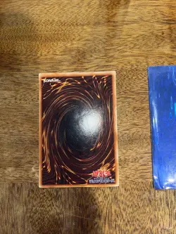 Yugioh OCG Blue Eyes White Dragon ULTRA RARE japanese LB-01 HP - Image 2