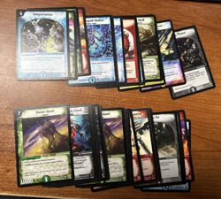 LOT OF 390 DUEL MASTERS TCG TRADING CARD GAME CARDS 3 HOLOS 2004/2005 35 Rares - Image 3