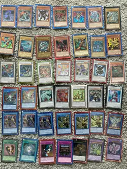 Yu-Gi-Oh! 400+ Card Lot Collection - 220 Holos & 300 Common Cards - English - Image 1