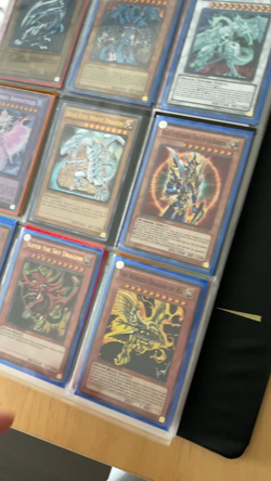 Yu-Gi-Oh! 400+ Card Lot Collection - 220 Holos & 300 Common Cards - English - Image 2