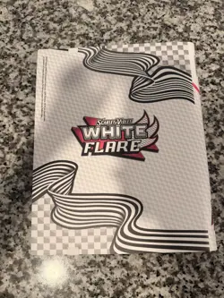 Pokemon TCG Card WHITE FLARE Binder - BINDER ONLY - Empty Holds 360 Cards - Image 2