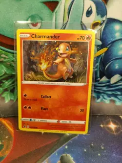 Pokemon TCG Black Star Promo Holo Charmander SWSH 092 - Image 1
