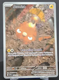 Pokemon Stunfisk #202/191 English Surging Sparks Illustration Rare Full Art - Image 1