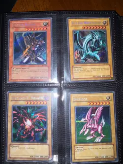 yugioh yu gi oh collection lot 1k cards multiple holos VINTAGE! Blue eyes red - Image 1