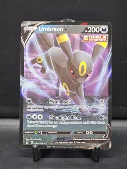 Pokemon Umbreon V #94/203 2021 Evolving Skies - Image 1