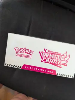 Pokemon TCG: Scarlet & Violet White Flare Elite Trainer Box ETB Brand New Sealed - Image 4