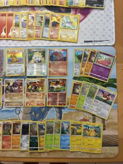 Vintage Pokemon Card Lot Holo Etc MP-Damaged Charizard Mew Umbreon Fire 860+ - Image 2