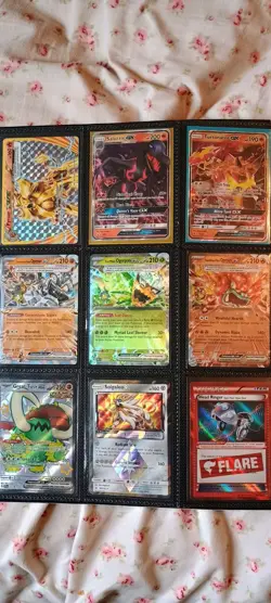 Pokemon Cards Collection Binder Gold, Rainbow, Full Art - Image 4