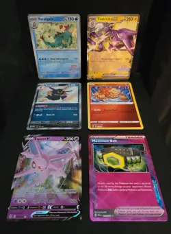 Pokemon: 19 Card Mixed Bundle Lot - Image 1