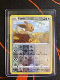 Pokemon Eevee 125/203 Reverse Holo Sword & Shield Evolving Skies Near Mint - Image 3
