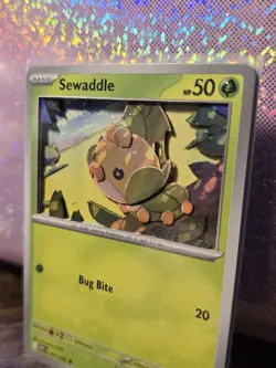 Sewaddle 001/086 3D Handmade Pokemon Card Art Sv: White Flare Regular - Image 2