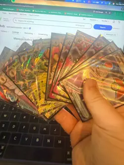 Pokemon- TCG Trading Cards 636996769739 - Image 1