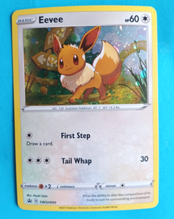 POKEMON SWORD & SHIELD EEVEE #SWSH095 BLACK STAR PROMO HOLO VERY LIGHT PLAY - Image 1