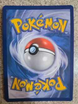 Latias 9/20 Pokemon Black & White: Dragon Vault Holo NM - Image 2